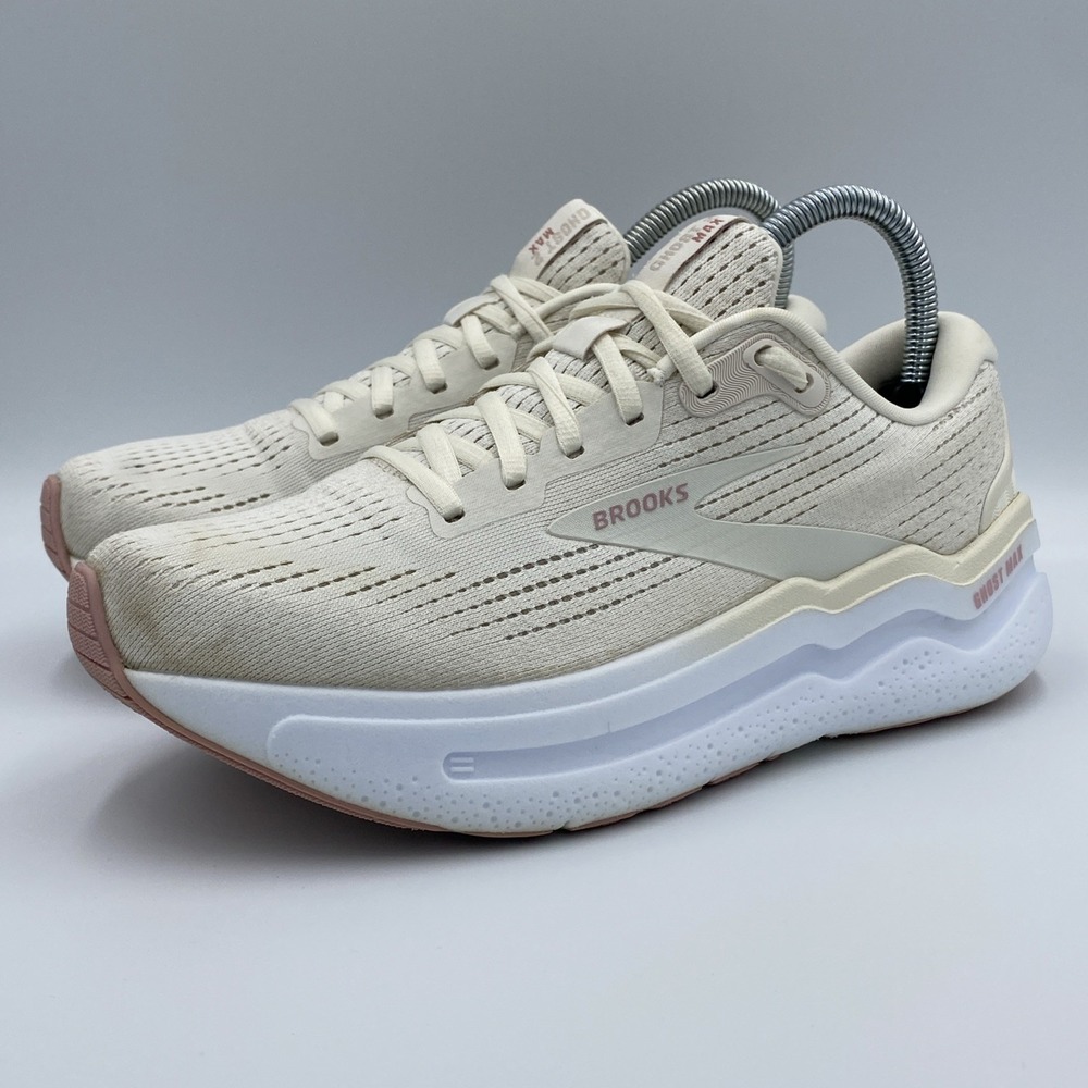 Brooks Ghost Max 2 Womens 7.5 Coconut Milk Gray Zephyr Running Shoes 1204201B190